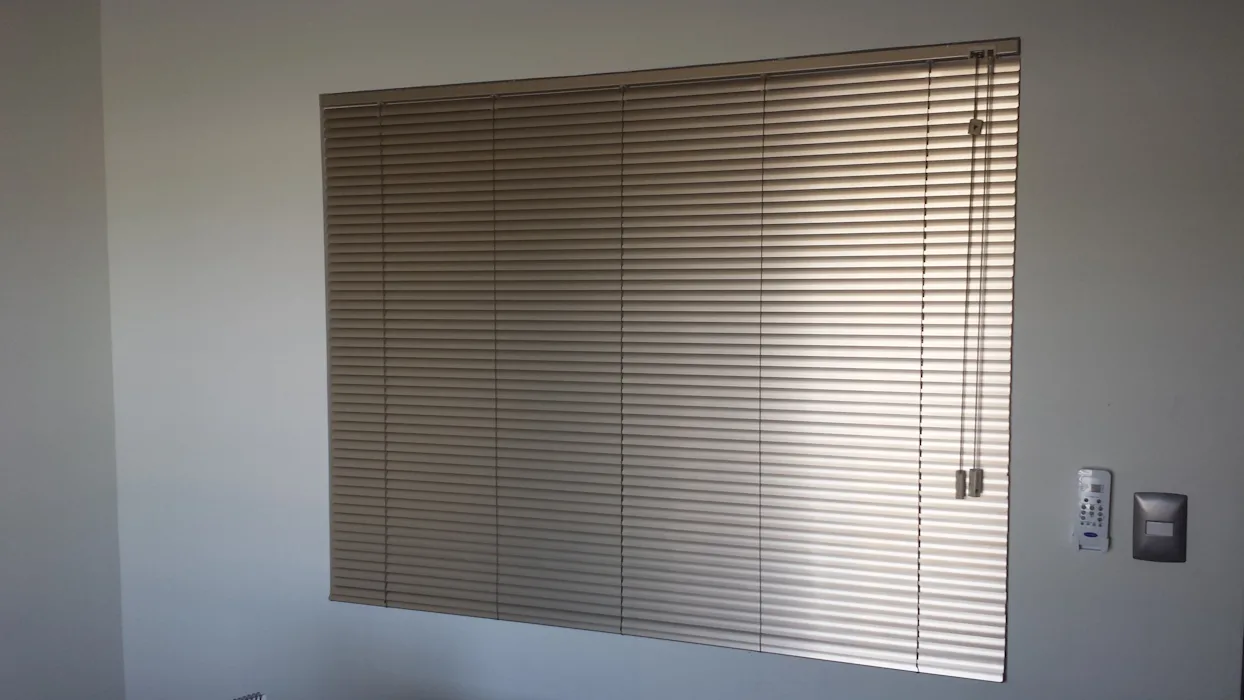 Persianas de Bambú, Horizontales de Madera Y Aluminio