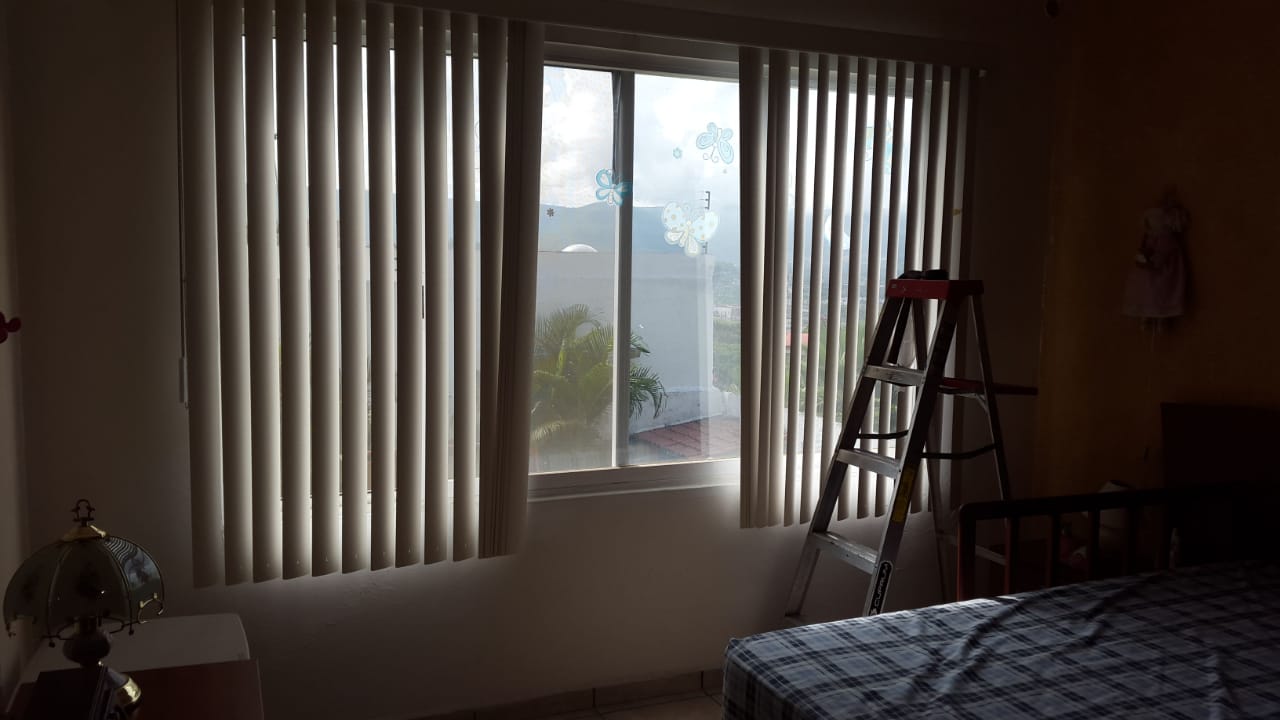 Persiana Verticales de PVC Y Tela Home Land