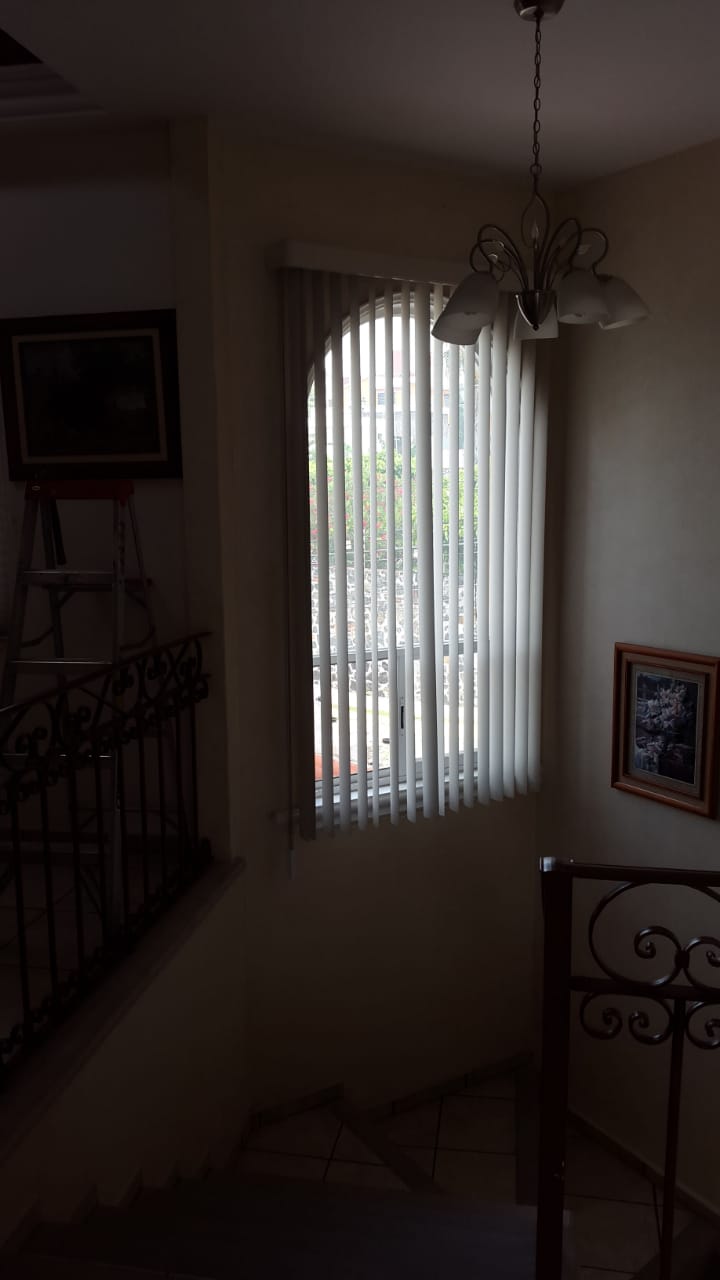 Persiana Verticales de PVC Y Tela Home Land