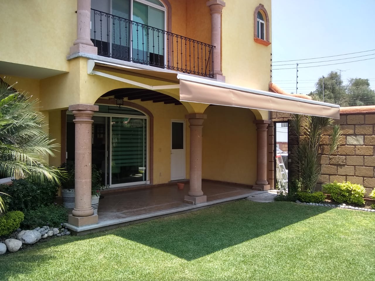 toldos proyeccion Home Land